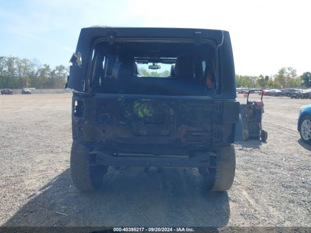 1C4BJWDG0FL580650 Jeep Wrangler Unlimited Willys Wheeler