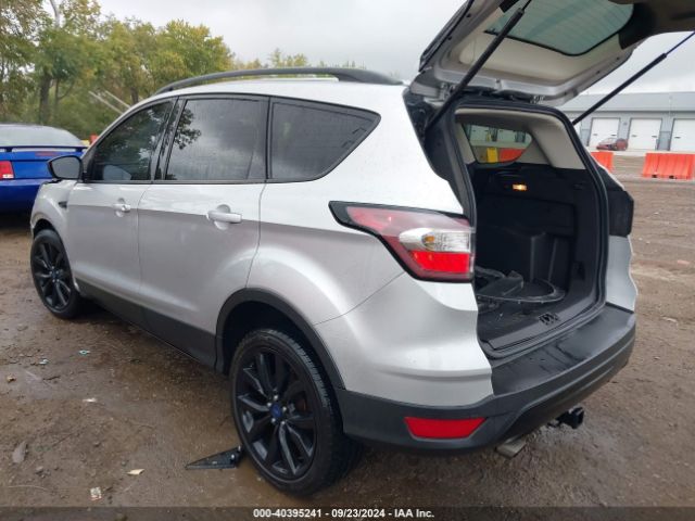 1FMCU0GD6HUC46562 Ford ESCAPE SE