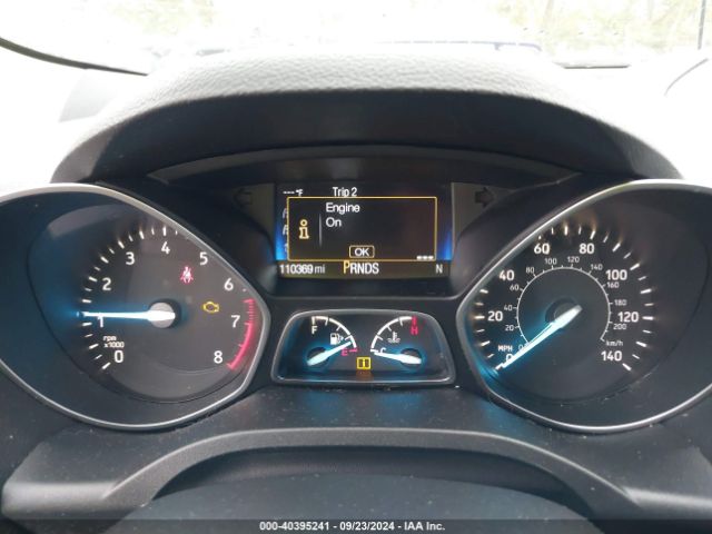 1FMCU0GD6HUC46562 Ford ESCAPE SE