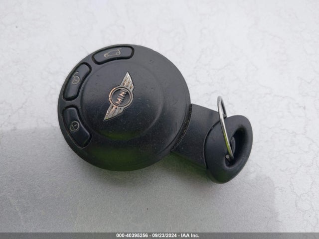 2009 MINI COOPER WMWMF33539TW73298 Photo 10