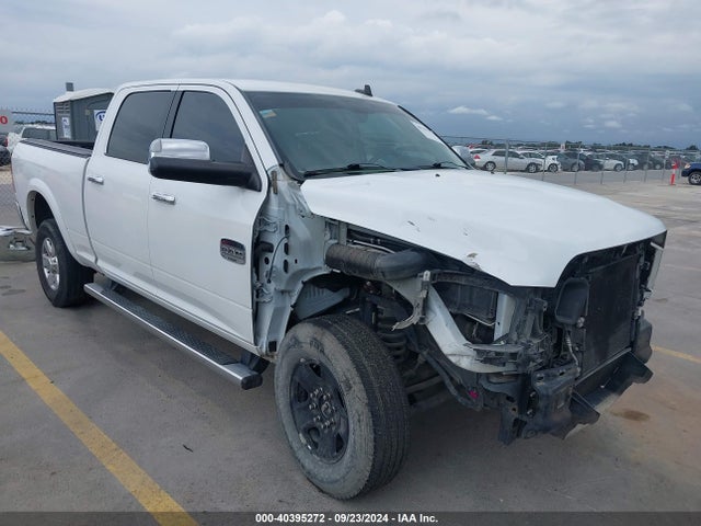 RAM 2500 Longhorn 2015 3C6UR5GL1FG710864 Image 1