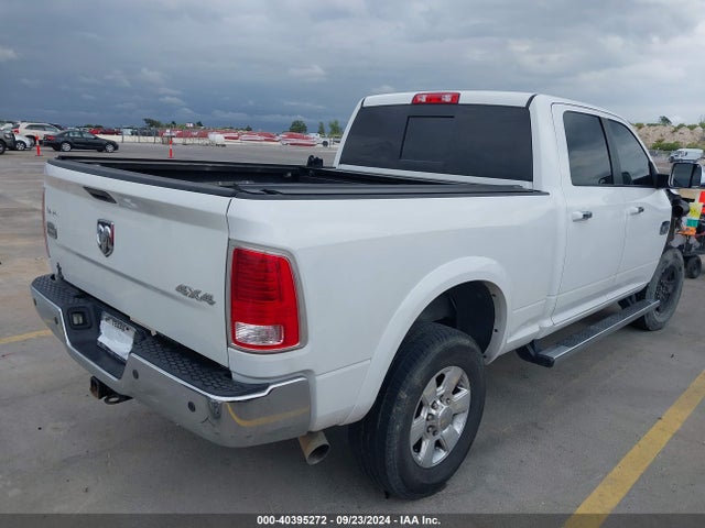 RAM 2500 Longhorn 2015 3C6UR5GL1FG710864 Image 4