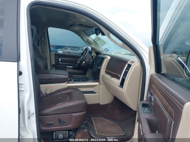 RAM 2500 Longhorn 2015 3C6UR5GL1FG710864 Image 5