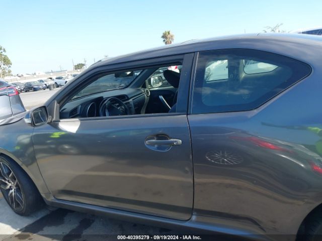 JTKJF5C73FJ002555 Scion TC