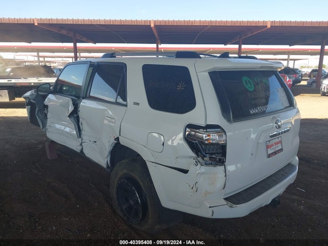 Toyota 4RUNNER SR5 2023 JTEEU5JR1P5278273 Image 3
