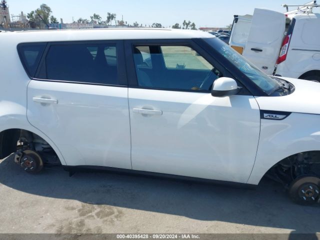 KNDJN2A23H7503378 KIA Soul