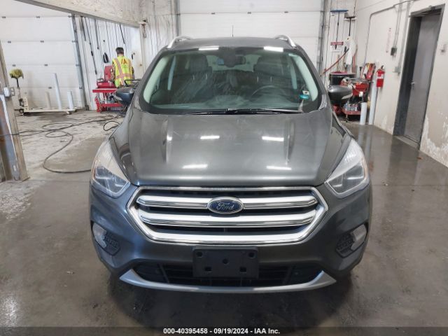 1FMCU9J90JUD60524 Ford Escape Titanium