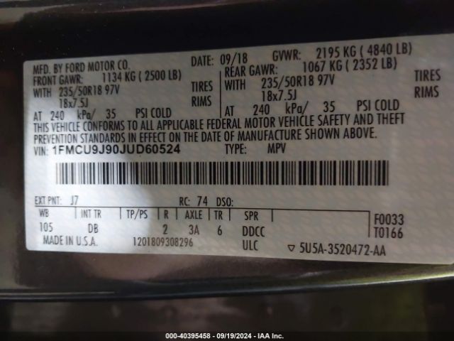 1FMCU9J90JUD60524 Ford Escape Titanium