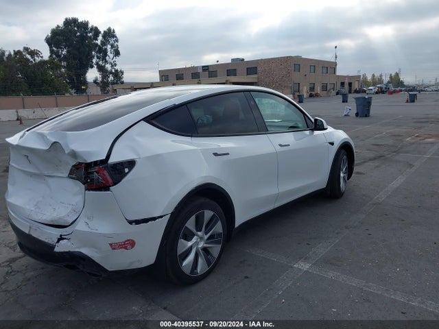 2023 TESLA MODEL Y 7SAYGAEE8PF812623 Photo 3