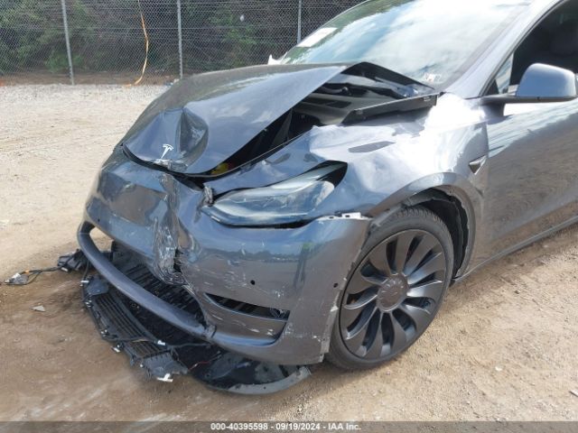 7SAYGDEF2NF549262 Tesla Model Y Performance Dual Motor All-wheel Drive