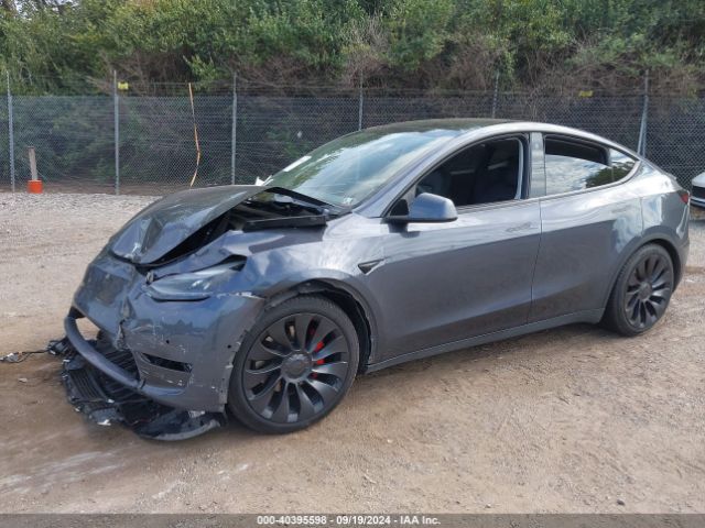 7SAYGDEF2NF549262 Tesla Model Y Performance Dual Motor All-wheel Drive