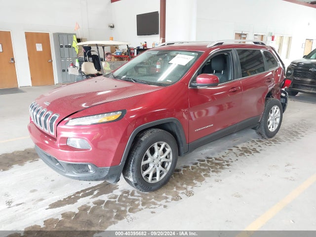1C4PJMCS1HW530633 Jeep Cherokee Latitude 4x4