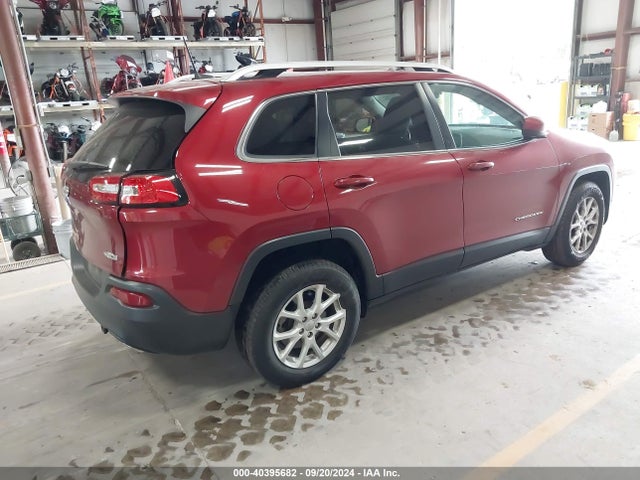 1C4PJMCS1HW530633 Jeep Cherokee Latitude 4x4