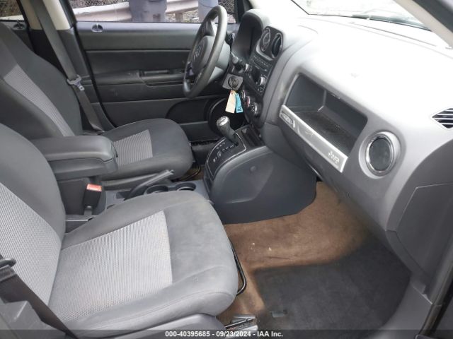 1C4NJCBA4GD561105 Jeep Compass Sport