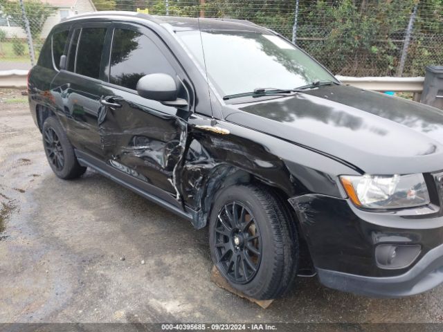 1C4NJCBA4GD561105 Jeep Compass Sport