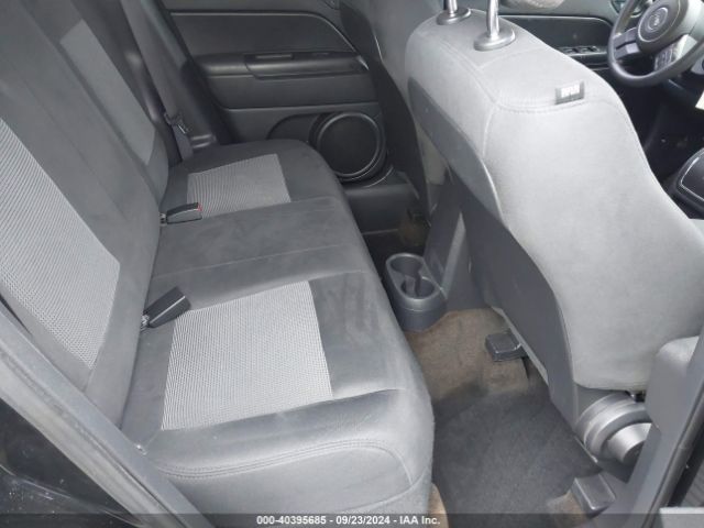 1C4NJCBA4GD561105 Jeep Compass Sport