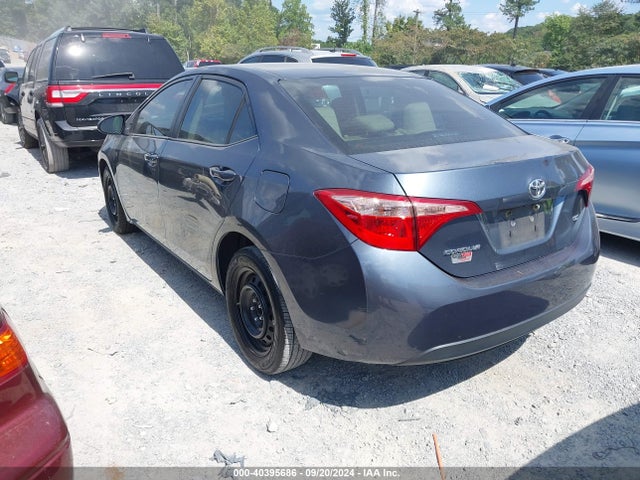 Toyota COROLLA LE 2018 2T1BURHE6JC099478 Image 3