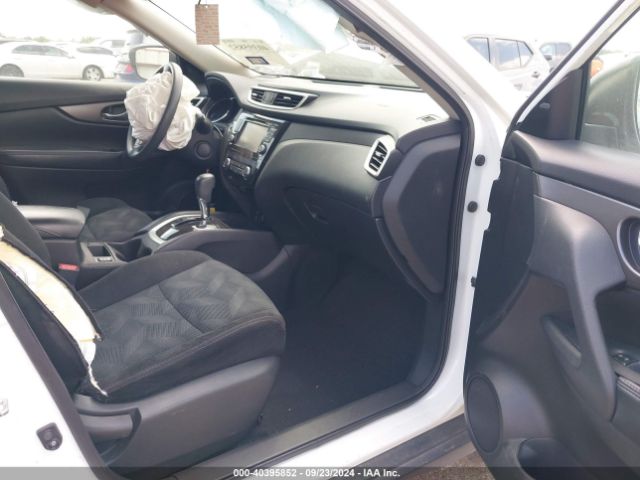 5N1AT2MT5FC792175 Nissan ROGUE SV