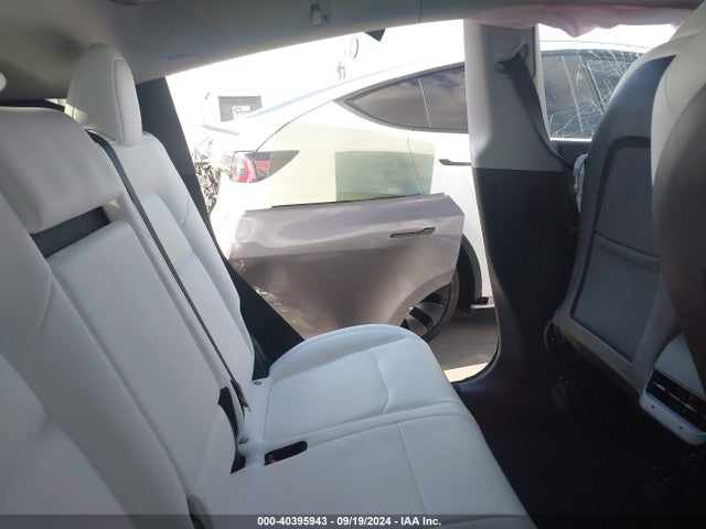 2023 TESLA MODEL Y 7SAYGDEE8PF920614 Photo 7