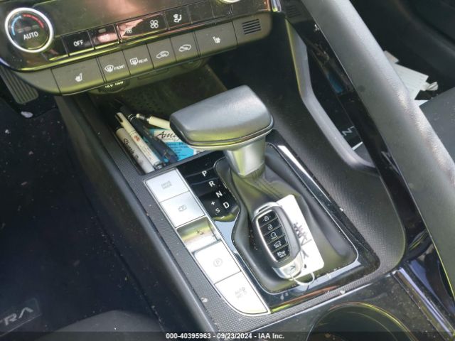 5NPLS4AG2NH068188 Hyundai ELANTRA SEL