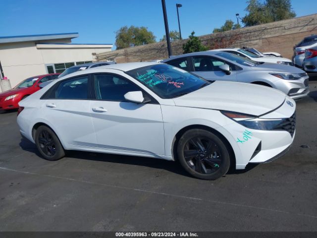 5NPLS4AG2NH068188 Hyundai ELANTRA SEL