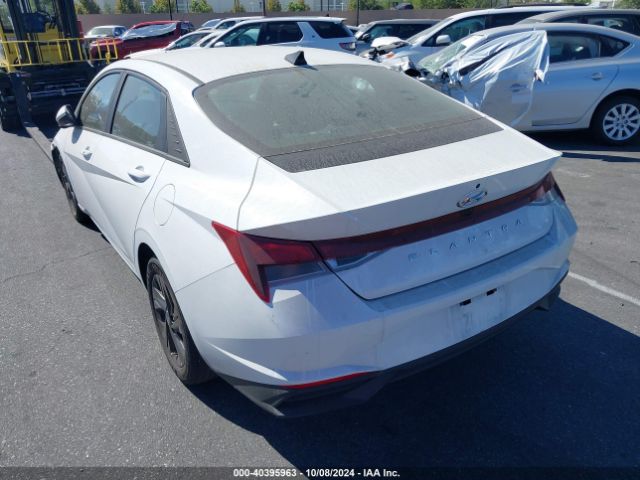 5NPLS4AG2NH068188 Hyundai ELANTRA SEL