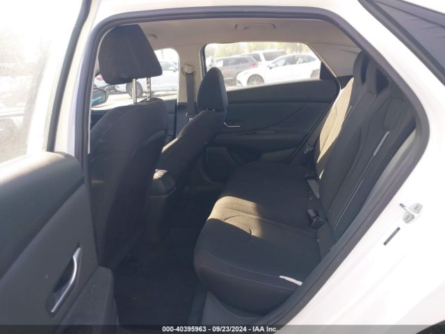 5NPLS4AG2NH068188 Hyundai ELANTRA SEL