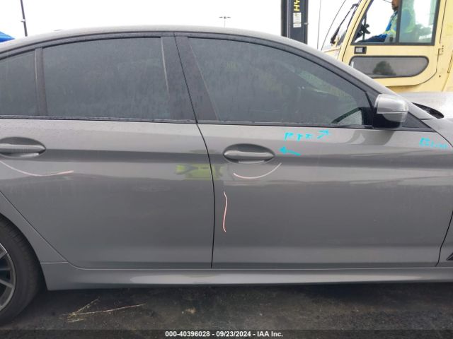 WBA13AG09MCF53628 BMW 530e