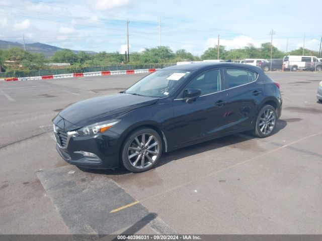 3MZBN1L30JM223415 Mazda Mazda3 Touring