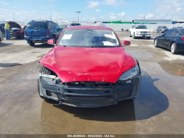 5YJSA1H18EFP42406 Tesla Model S P85