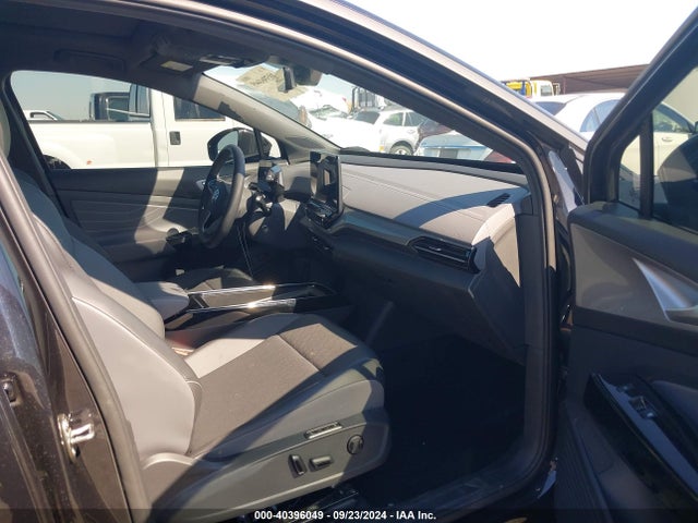 1V2WNPE89PC014912 Volkswagen Id.4 Awd Pro S