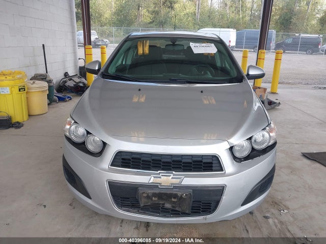 Chevrolet Sonic Lt Auto 2015 1G1JC5SB9F4166213 Image 12