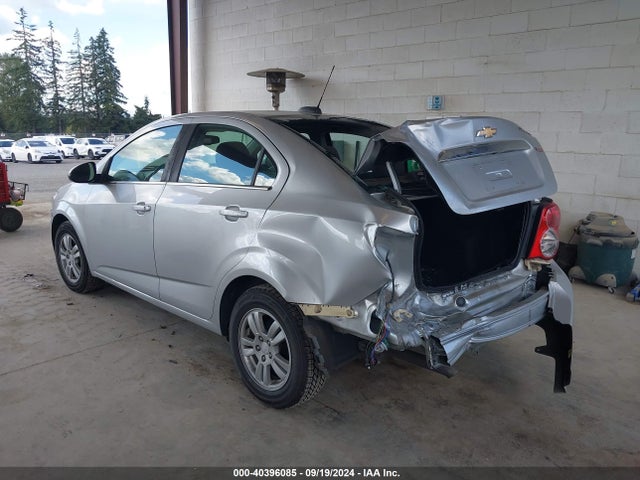 Chevrolet Sonic Lt Auto 2015 1G1JC5SB9F4166213 Image 3