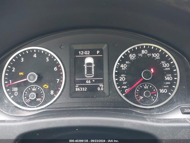 WVGBV7AX3HK025128 Volkswagen Tiguan 2.0t/s