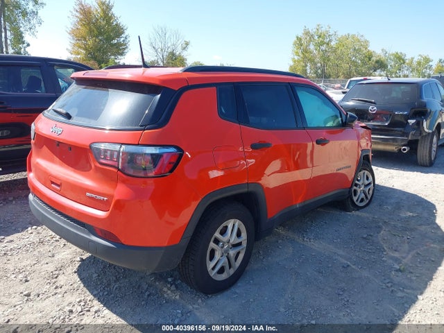3C4NJCAB2JT227232 Jeep Compass Sport Fwd