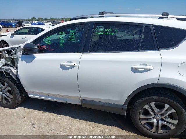Toyota RAV4 LE 2016 2T3ZFREVXGW258143 Image 14