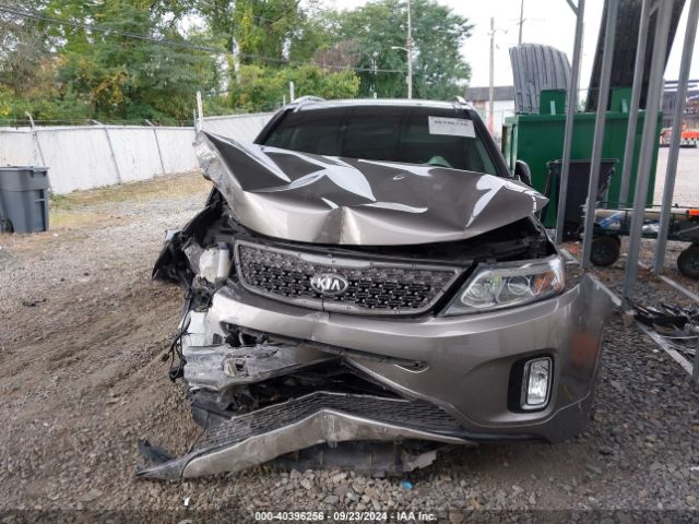 5XYKWDA72FG627408 KIA Sorento Sx V6