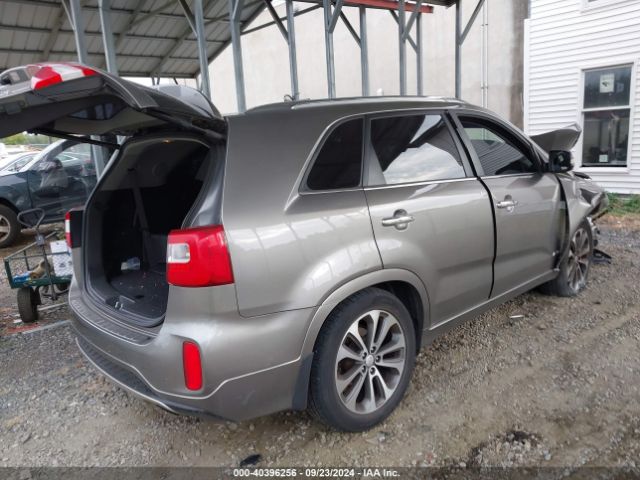 5XYKWDA72FG627408 KIA Sorento Sx V6
