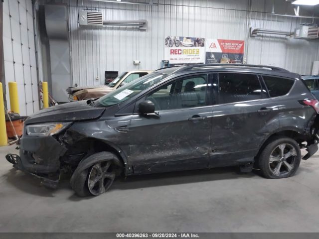 1FMCU9G93HUE36500 Ford ESCAPE SE