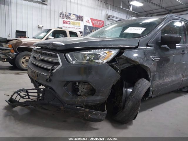 1FMCU9G93HUE36500 Ford ESCAPE SE