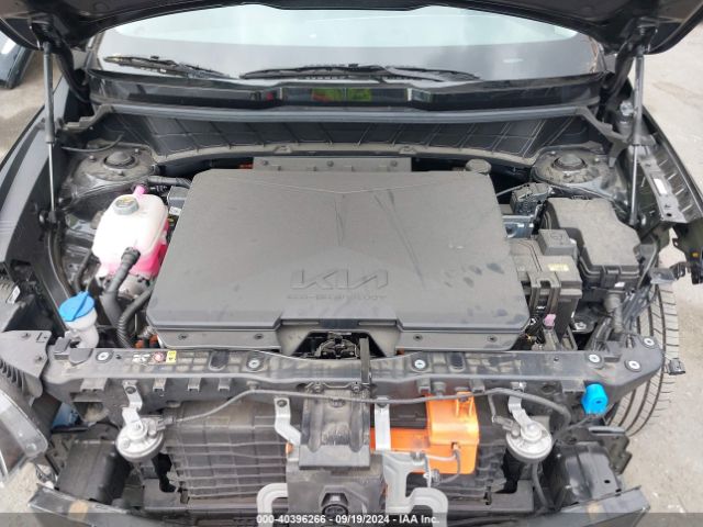 KNDCR3L14P5015963 KIA Niro Ev Wind