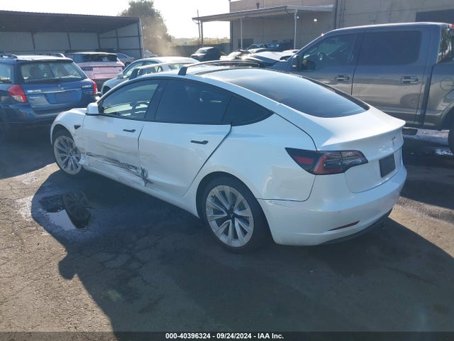 2021 TESLA MODEL 3 5YJ3E1EB9MF936818 Photo 2