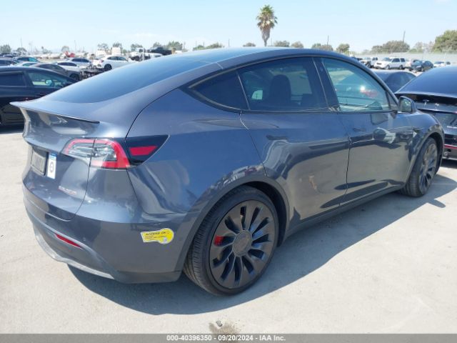 7SAYGDEF9NF484703 Tesla Model Y Performance Dual Motor All-wheel Drive