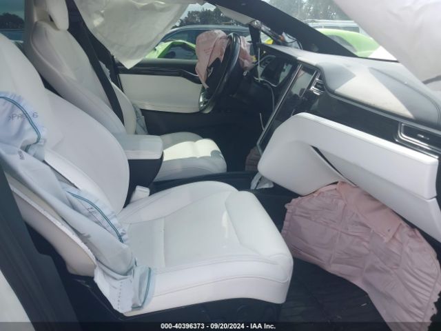 5YJXCBE29HF038206 Tesla Model X 100d/75d/90d