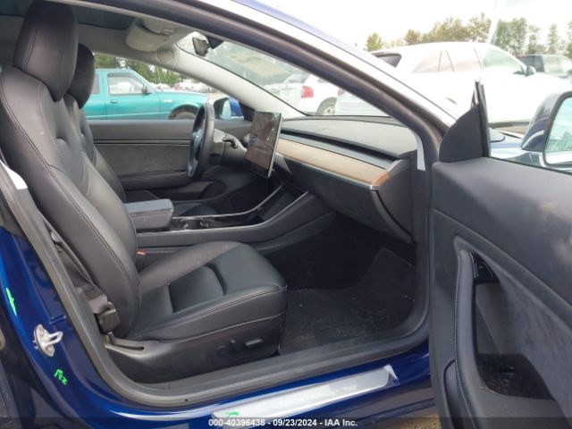5YJ3E1EB3KF433122 Tesla Model 3 Long Range/performance