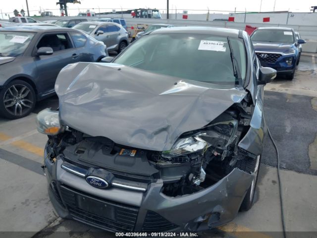 1FADP3N26EL312229 Ford Focus Titanium