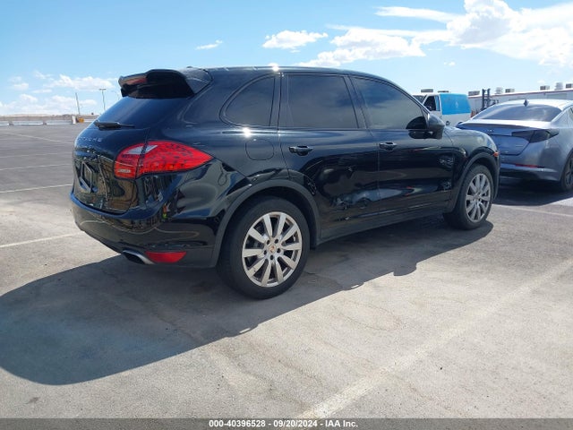 2012 PORSCHE CAYENNE WP1AB2A26CLA47951 Photo 3