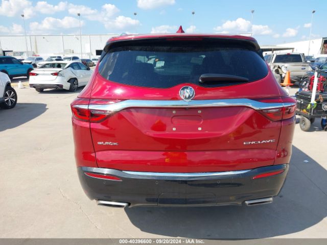 5GAERBKW8JJ273810 Buick Enclave Essence