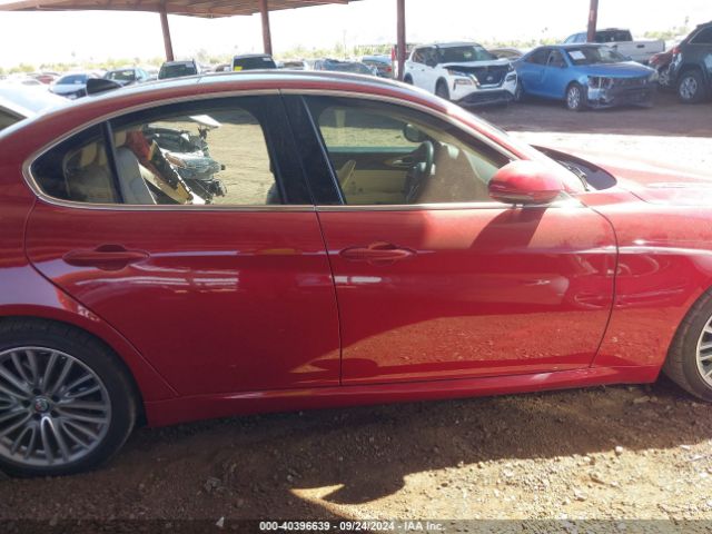ZARFAECNXJ7589245 Alfa Romeo Giulia Ti Lusso Rwd