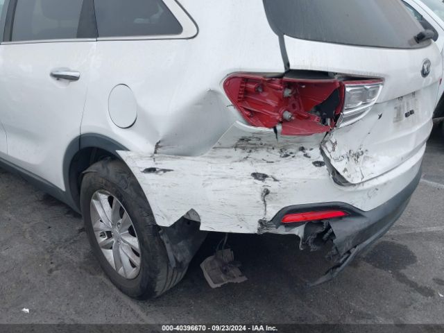 5XYPG4A51GG107848 KIA Sorento 3.3l Lx